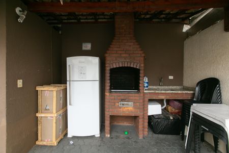 Casa de condomínio à venda com 72m², 2 quartos e 1 vagaÁrea comum - Churrasqueira