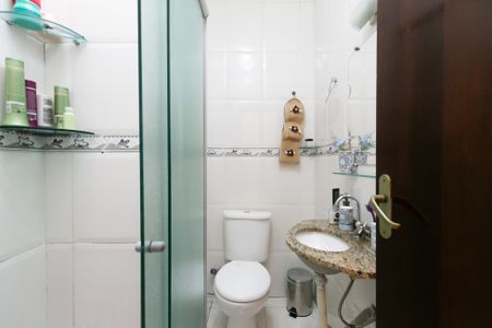 Casa de condomínio à venda com 72m², 2 quartos e 1 vagaBanheiro 