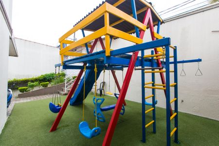 Casa de condomínio à venda com 72m², 2 quartos e 1 vagaÁrea comum - Playground