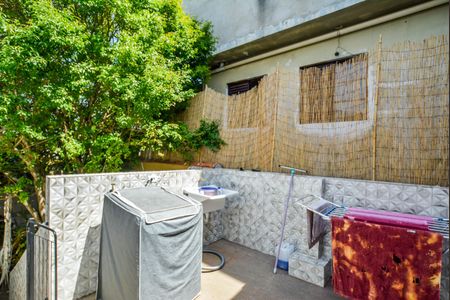Casa à venda com 168m², 3 quartos e 2 vagas Casa à venda com 168m², 3 quartos e 2 vagasÁrea de Serviço