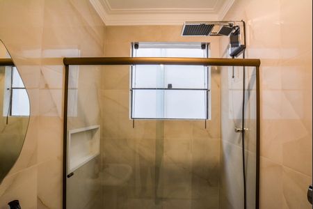 Casa à venda com 168m², 3 quartos e 2 vagas Casa à venda com 168m², 3 quartos e 2 vagasBanheiro Social