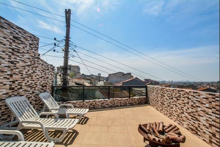 Casa à venda com 168m², 3 quartos e 2 vagas Casa à venda com 168m², 3 quartos e 2 vagasVaranda do Quarto 1