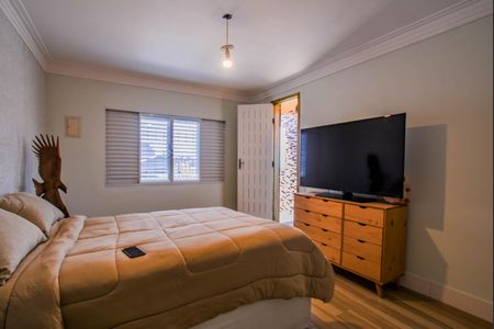 Casa à venda com 168m², 3 quartos e 2 vagas Casa à venda com 168m², 3 quartos e 2 vagasQuarto 1