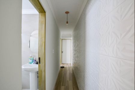 Casa à venda com 168m², 3 quartos e 2 vagas Casa à venda com 168m², 3 quartos e 2 vagasCorredor