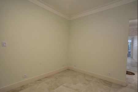 Sala de casa à venda com 3 quartos, 168m² em Vila Progresso, Santo André