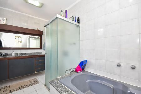 Casa para alugar com 700m², 4 quartos e 5 vagasBanheiro da Suíte 3