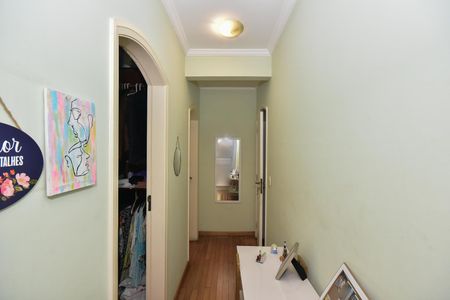 Casa para alugar com 700m², 4 quartos e 5 vagasCorredor da Suíte 2