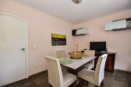 Casa para alugar com 700m², 4 quartos e 5 vagasCopa