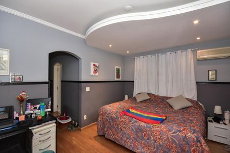 Casa para alugar com 700m², 4 quartos e 5 vagasSuíte 2