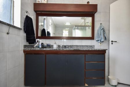 Casa para alugar com 700m², 4 quartos e 5 vagasBanheiro da Suíte 3