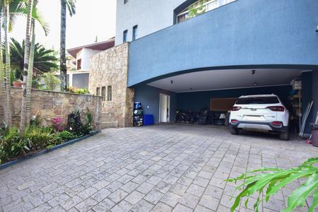 Casa para alugar com 700m², 4 quartos e 5 vagasGaragem