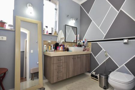 Casa para alugar com 700m², 4 quartos e 5 vagasBanheiro Suíte 2