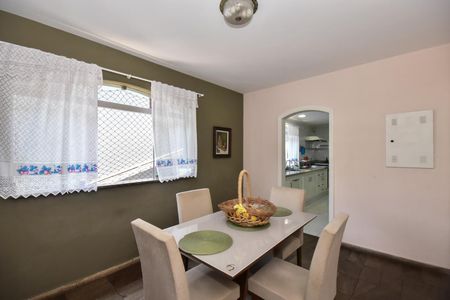 Casa para alugar com 700m², 4 quartos e 5 vagasCopa