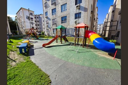 Apartamento à venda com 44m², 2 quartos e 1 vaga Apartamento à venda com 44m², 2 quartos e 1 vagaÁrea comum - Playground