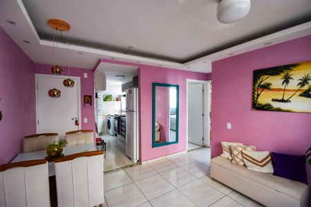 Sala de apartamento à venda com 2 quartos, 44m² em Bonsucesso, Rio de Janeiro