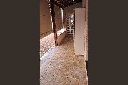 Casa à venda com 160m², 3 quartos e 4 vagasÁrea Externa