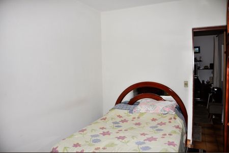 Casa de condomínio à venda com 231m², 4 quartos e 1 vagaQuarto 1