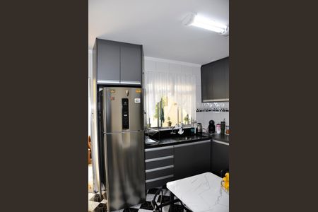 Casa de condomínio à venda com 231m², 4 quartos e 1 vagaCozinha Casa 2