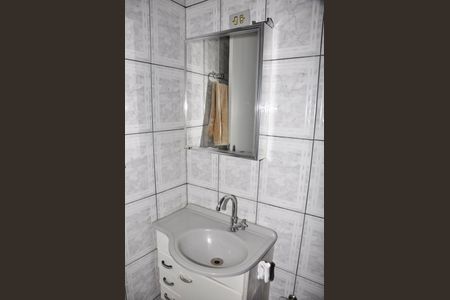 Casa de condomínio à venda com 231m², 4 quartos e 1 vagaBanheiro