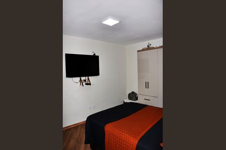 Casa de condomínio à venda com 231m², 4 quartos e 1 vagaQuarto 2 Casa 2