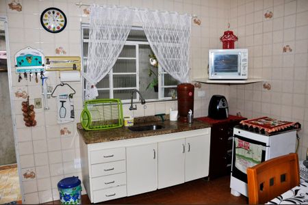 Casa de condomínio à venda com 231m², 4 quartos e 1 vagaCozinha