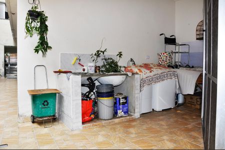 Casa de condomínio à venda com 231m², 4 quartos e 1 vagaÁrea de Serviço