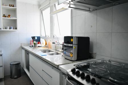 Apartamento à venda com 75m², 2 quartos e 2 vagas Apartamento à venda com 75m², 2 quartos e 2 vagasCozinha