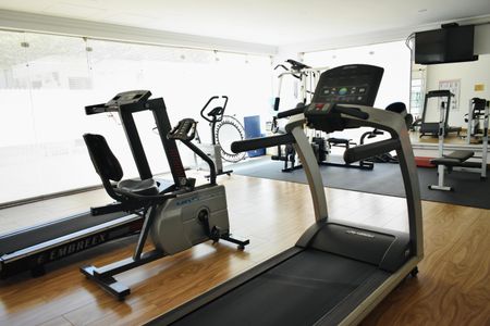 Apartamento à venda com 75m², 2 quartos e 2 vagas Apartamento à venda com 75m², 2 quartos e 2 vagasÁrea comum - Academia