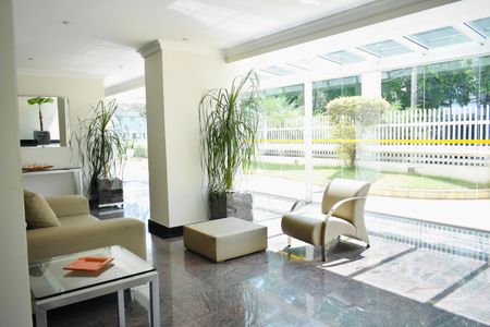 Apartamento à venda com 75m², 2 quartos e 2 vagas Apartamento à venda com 75m², 2 quartos e 2 vagasHall de entrada