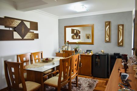 Apartamento à venda com 75m², 2 quartos e 2 vagas Apartamento à venda com 75m², 2 quartos e 2 vagasSala