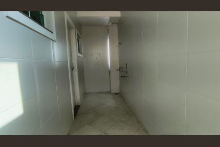 Casa de condomínio à venda com 300m², 3 quartos e 2 vagasÁrea de Serviço