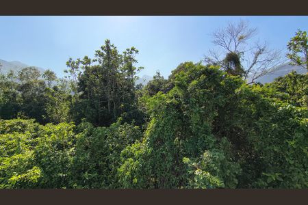 Casa de condomínio à venda com 300m², 3 quartos e 2 vagasSacada da Suíte 3