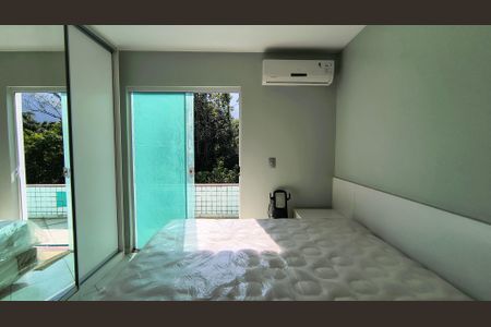 Casa de condomínio à venda com 300m², 3 quartos e 2 vagasSuíte 3
