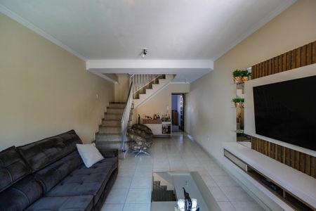Sala de casa à venda com 3 quartos, 175m² em Vila Cruz das Almas, São Paulo
