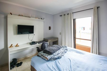 Casa à venda com 175m², 3 quartos e 3 vagasSuíte