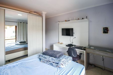 Casa à venda com 175m², 3 quartos e 3 vagasSuíte