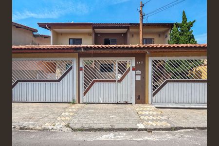 Casa à venda com 175m², 3 quartos e 3 vagasFachada 