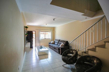 Casa à venda com 175m², 3 quartos e 3 vagasSala