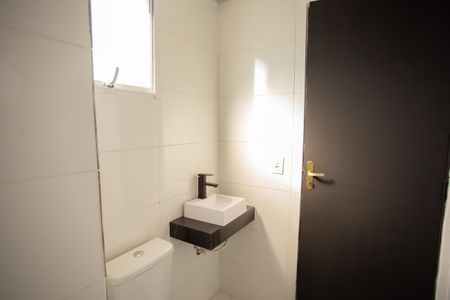 Banheiro de kitnet/studio para alugar com 1 quarto, 28m² em Imirim, São Paulo