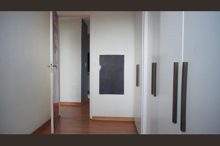 Apartamento à venda com 37m², 2 quartos e 1 vaga Apartamento à venda com 37m², 2 quartos e 1 vagaQuarto 1