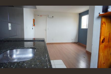 Apartamento à venda com 37m², 2 quartos e 1 vaga Apartamento à venda com 37m², 2 quartos e 1 vagaSala/Cozinha