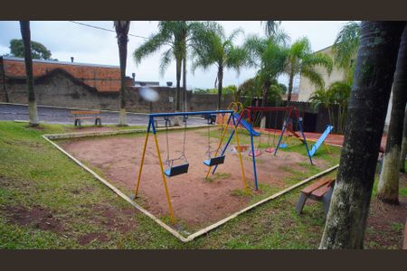 Apartamento à venda com 37m², 2 quartos e 1 vaga Apartamento à venda com 37m², 2 quartos e 1 vagaÁrea comum - Playground