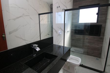 Casa à venda com 320m², 4 quartos e 2 vagasBanheiro da Suíte 1