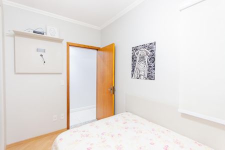 Apartamento à venda com 180m², 3 quartos e 2 vagas Apartamento à venda com 180m², 3 quartos e 2 vagasQuarto 2
