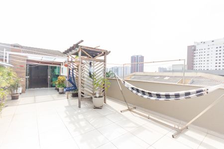 Apartamento à venda com 180m², 3 quartos e 2 vagas Apartamento à venda com 180m², 3 quartos e 2 vagasTerraço