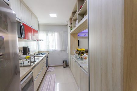 Apartamento à venda com 180m², 3 quartos e 2 vagas Apartamento à venda com 180m², 3 quartos e 2 vagasCozinha