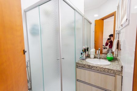 Apartamento à venda com 180m², 3 quartos e 2 vagas Apartamento à venda com 180m², 3 quartos e 2 vagasBanheiro da Suíte