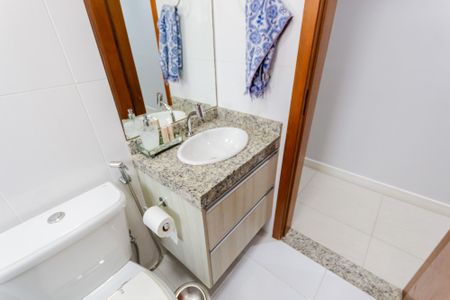 Apartamento à venda com 180m², 3 quartos e 2 vagas Apartamento à venda com 180m², 3 quartos e 2 vagasBanheiro Social