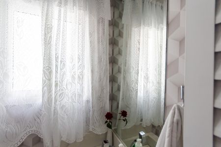 Apartamento à venda com 180m², 3 quartos e 2 vagas Apartamento à venda com 180m², 3 quartos e 2 vagasBanheiro de Serviço