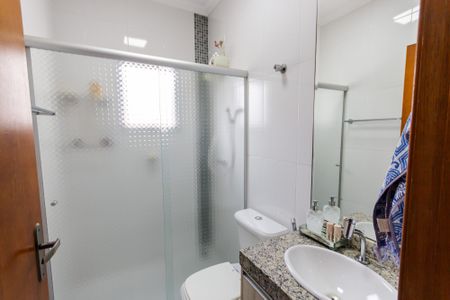 Apartamento à venda com 180m², 3 quartos e 2 vagas Apartamento à venda com 180m², 3 quartos e 2 vagasBanheiro Social